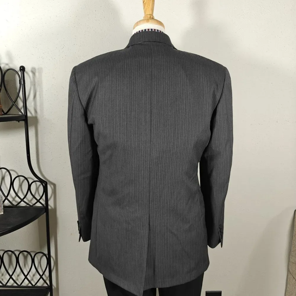 Brooks Brothers 346 Men's Sport Coat Blazer Two Button Gray Pinstriped‎ Wool 40R